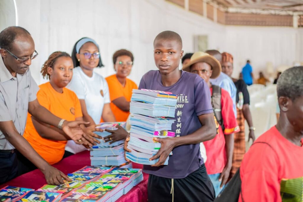 Éducation et solidarité : La fondation EMIFELI au soutien des familles d'aveugles à Ruziba WhatsApp Image 2026 09 04 At 19.56.54 1024x682