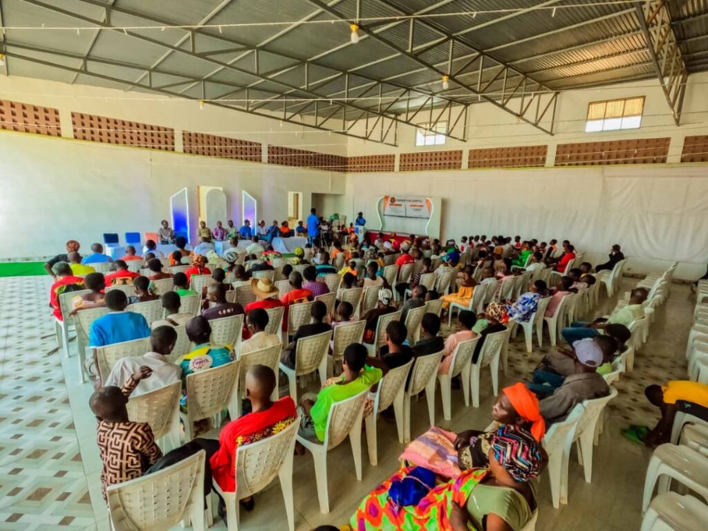 Éducation et solidarité : La fondation EMIFELI au soutien des familles d'aveugles à Ruziba WhatsApp Image 2026 09 04 At 19.57.02 1 1024x768